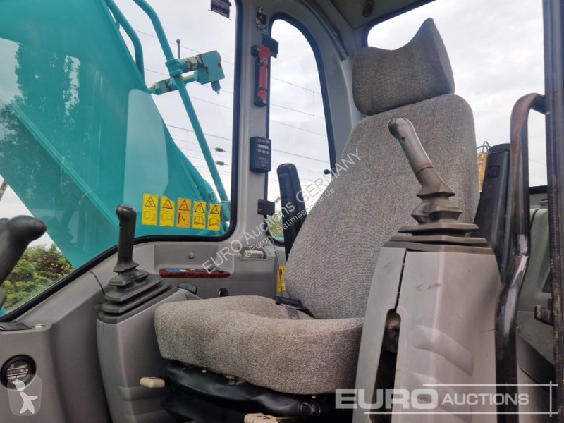 Lopatový nakládač Kobelco SK210-VI