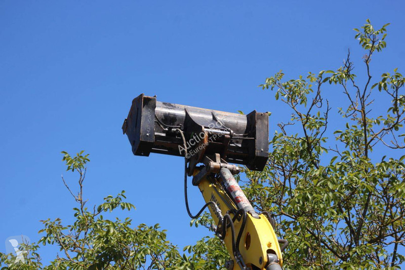 Excavadora Neuson 6503