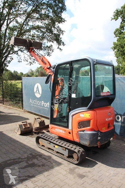 Багер Kubota KX018-4