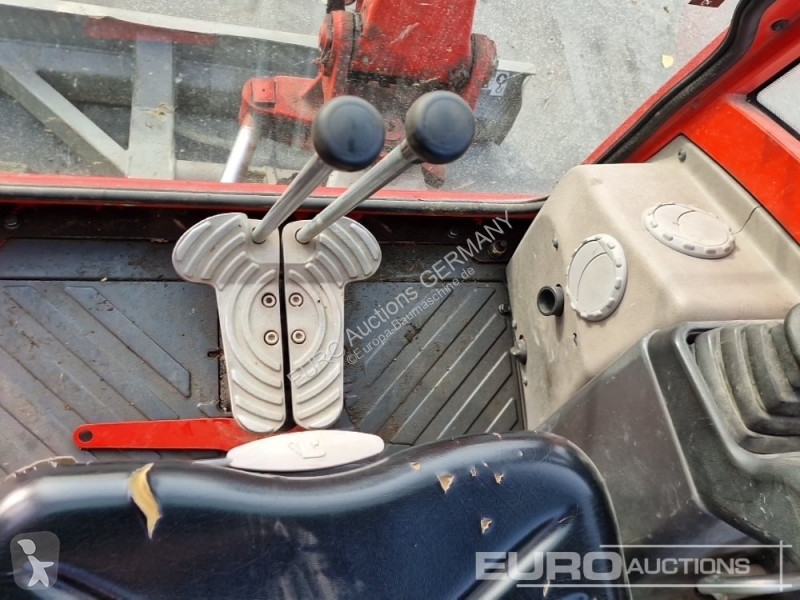 Багер Volvo ECR25D