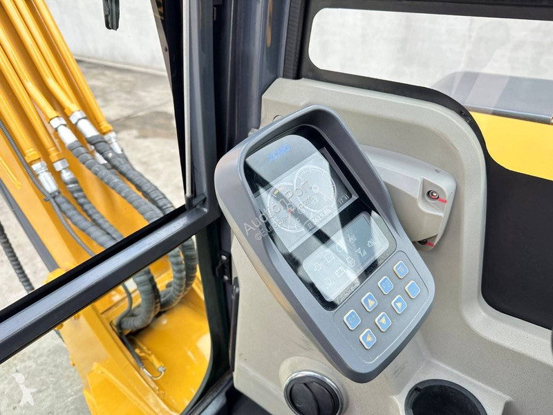XCMG DA excavator