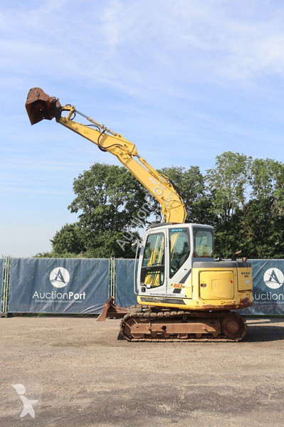 جرافة New Holland Kobelco