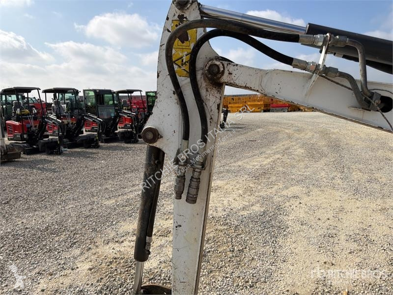 Skovel Bobcat E17 Mini Excavator
