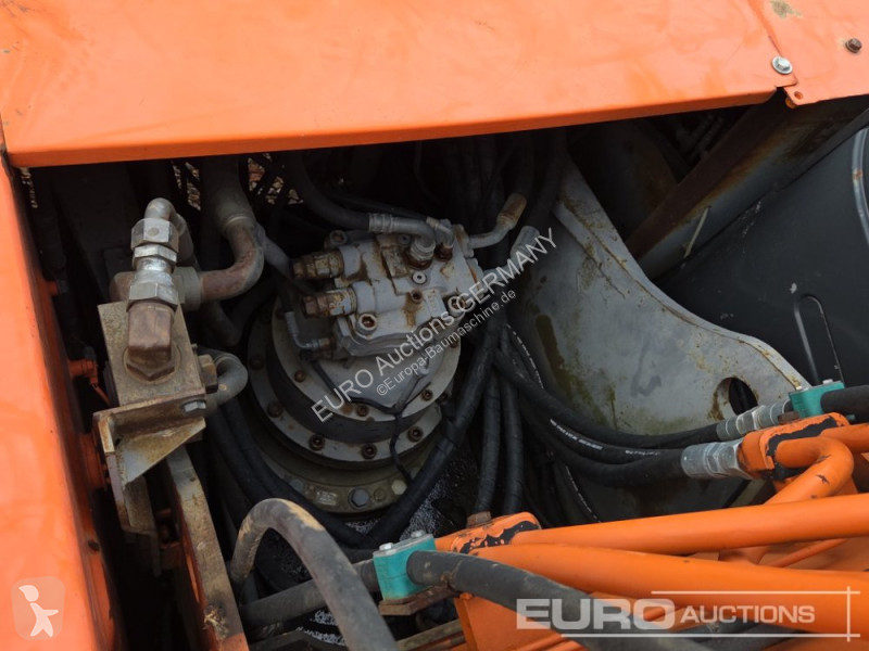 Escavadora Hitachi