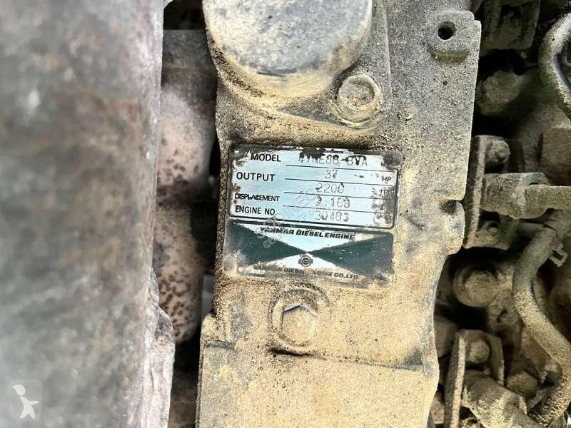 Escavadora Yanmar 501