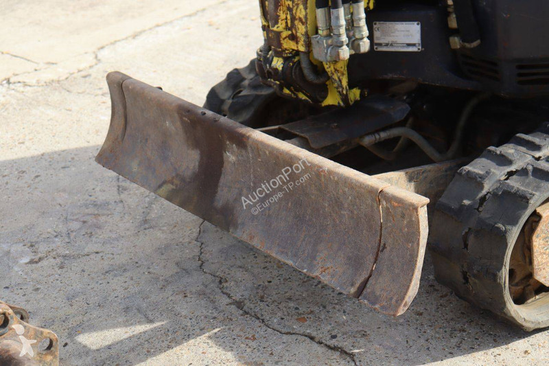 Pelle Yanmar ViO10-2A
