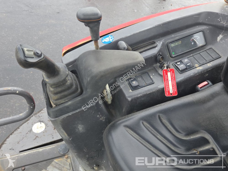 Rýpadlo Volvo ECR25D