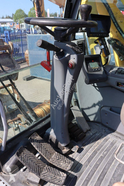 Pelle New Holland WE 150 RR