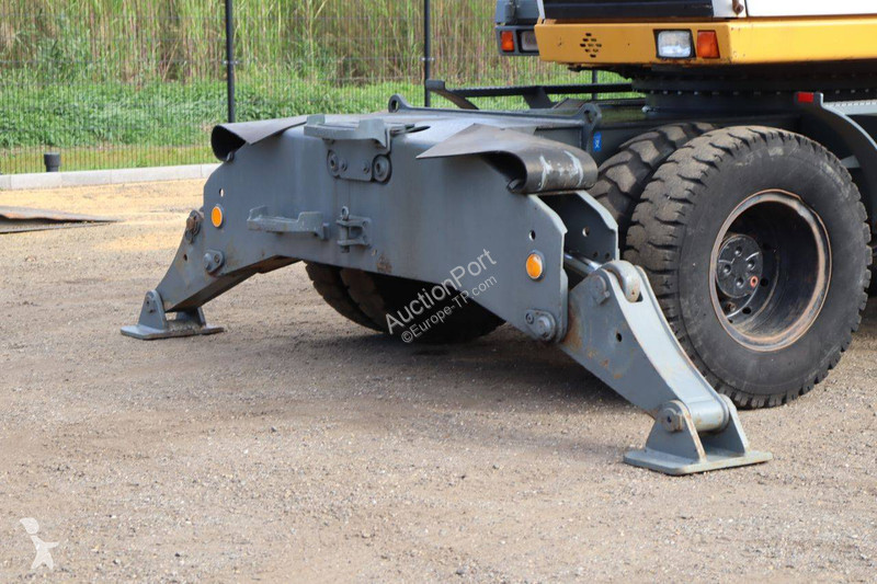 Pelle Liebherr A316
