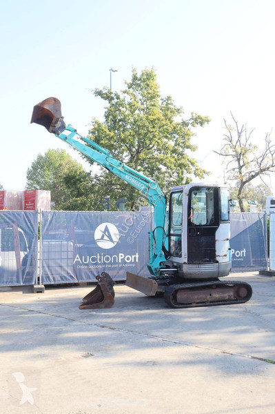 جرافة Kobelco SK25SR