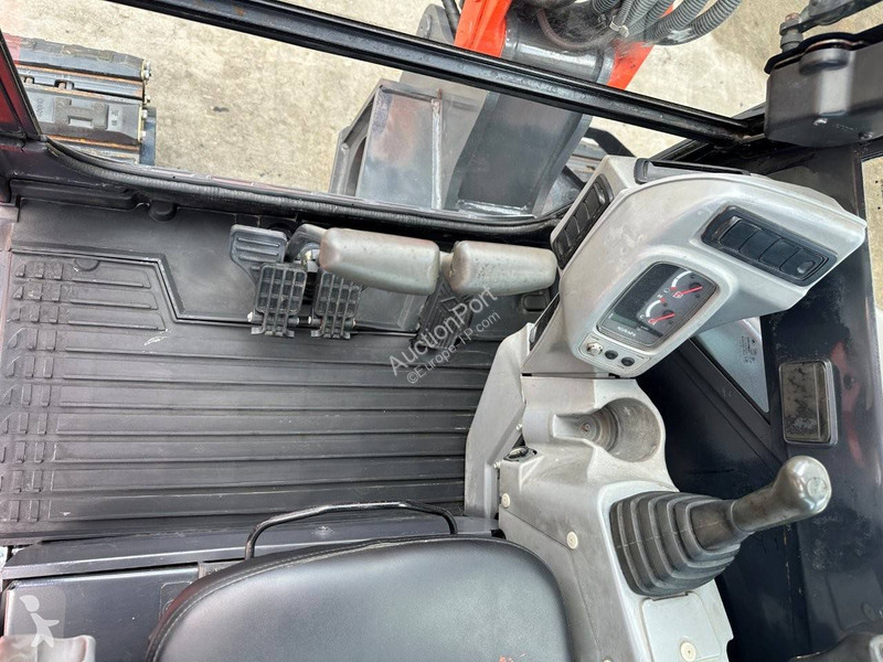 Pelle Kubota KX155-5