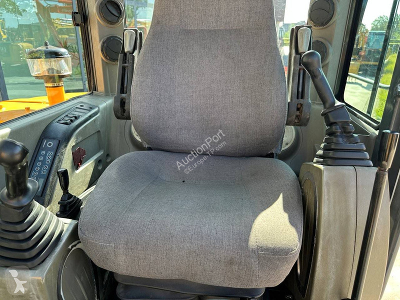 جرافة Hyundai R60VS