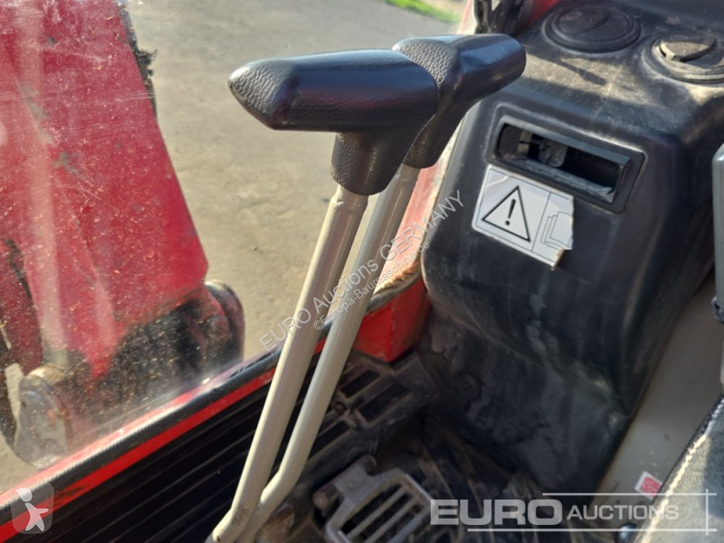 جرافة Yanmar ViO25-4