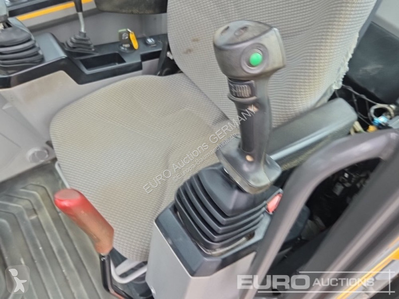 Багер Volvo EW60E