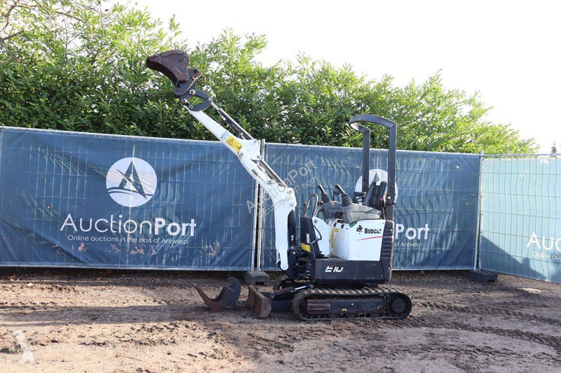 Багер Bobcat Z