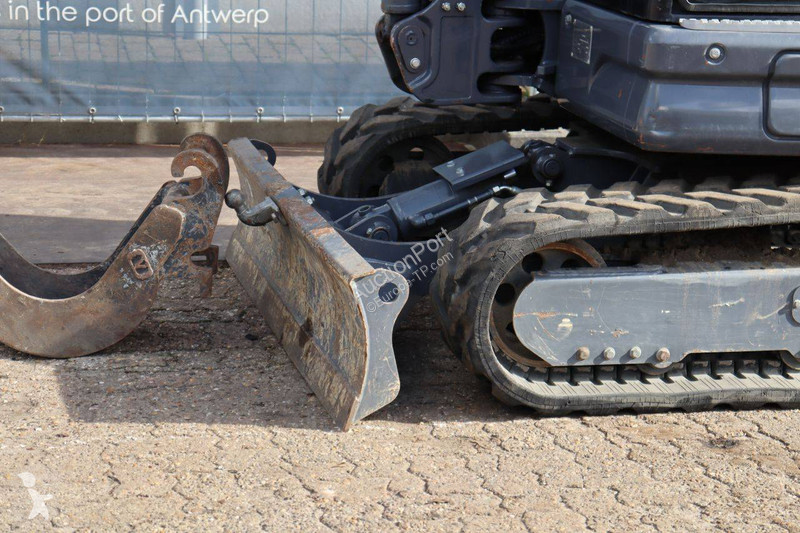 جرافة Eurotrac HE26SR