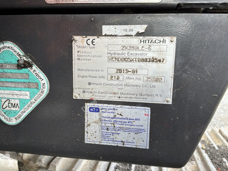 Excavator Hitachi Zaxis 350 LC