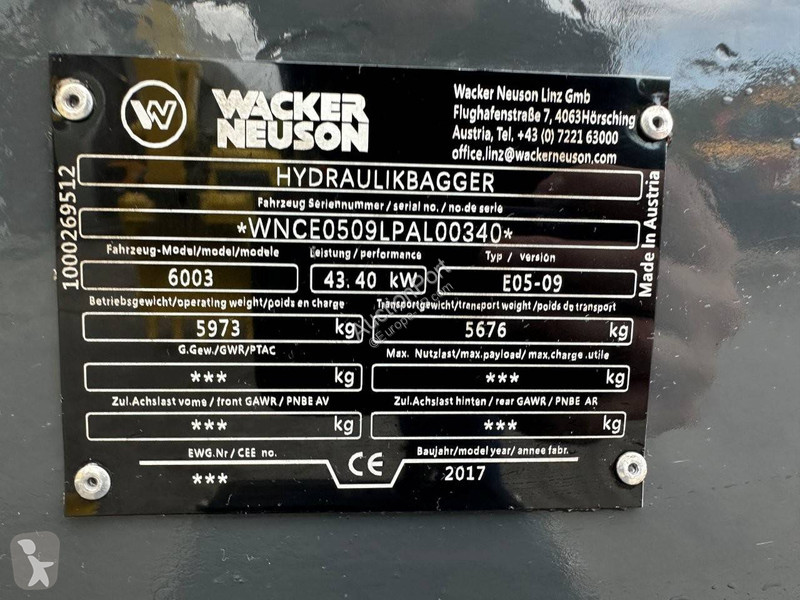 Escavadora Neuson 6003