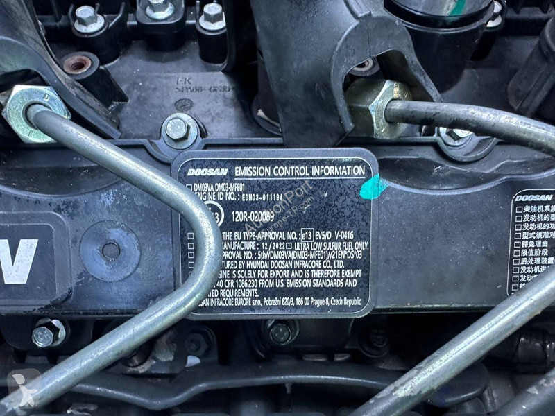 Escavadora Doosan 7
