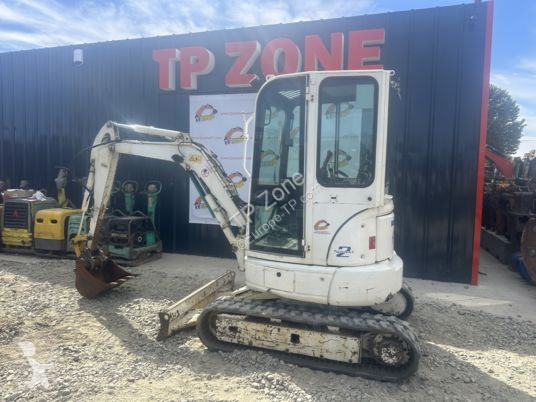 Escavadora Komatsu pc26mr-3 cabine à 19500€ ht