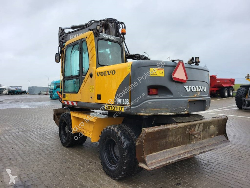 Escavatore Volvo