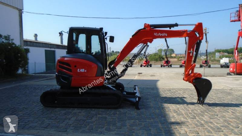 Escavadora Kubota