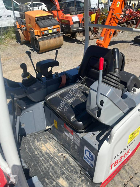 Skovl Takeuchi TB216