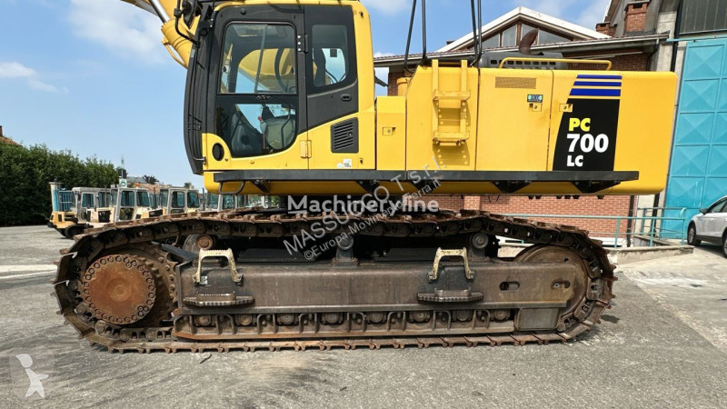 Escavadora Komatsu PC700 LC-8E0