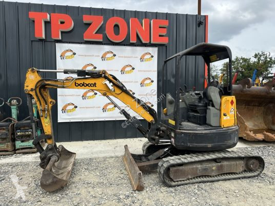 Escavadora Bobcat e26 à 18900 € ht