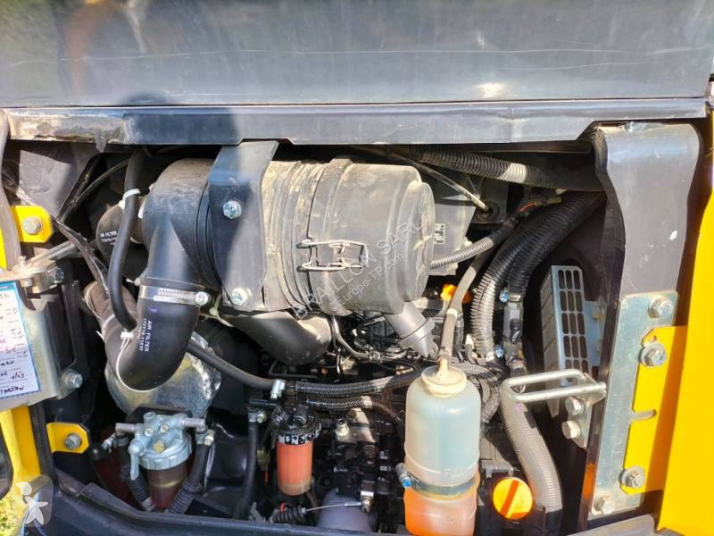Escavatore Yanmar vio 26