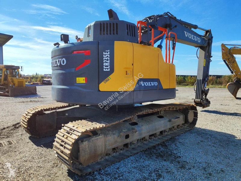 Excavadora Volvo
