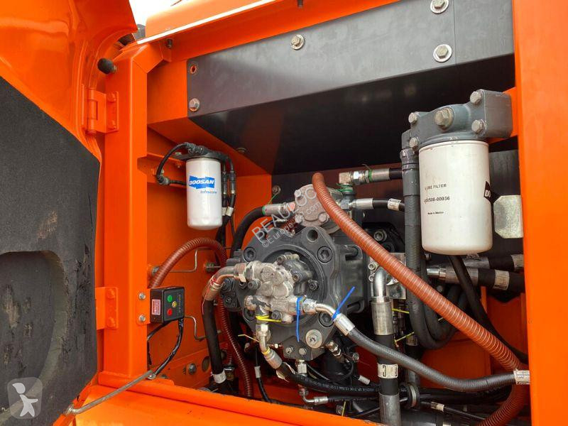 Escavadora Doosan