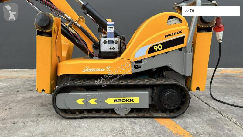 Escavatore Brokk 90