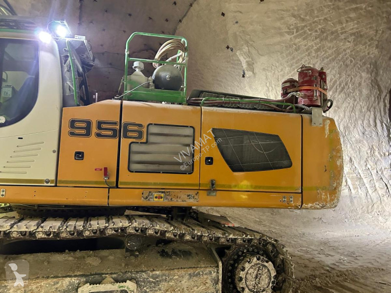 Escavadora Liebherr