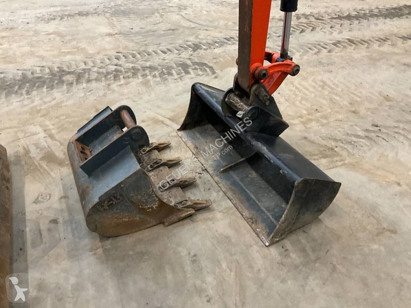Escavatore Kubota 019-4