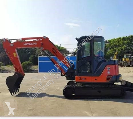 Escavadora Hitachi ZX 65