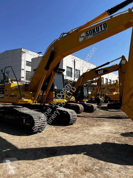 Escavatore Komatsu 200-8N1