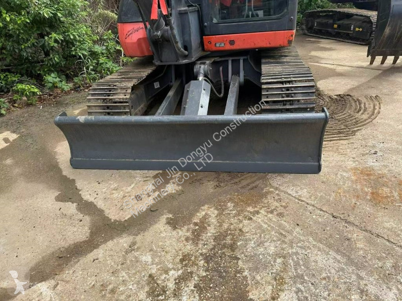 Escavadora Kubota KX 183