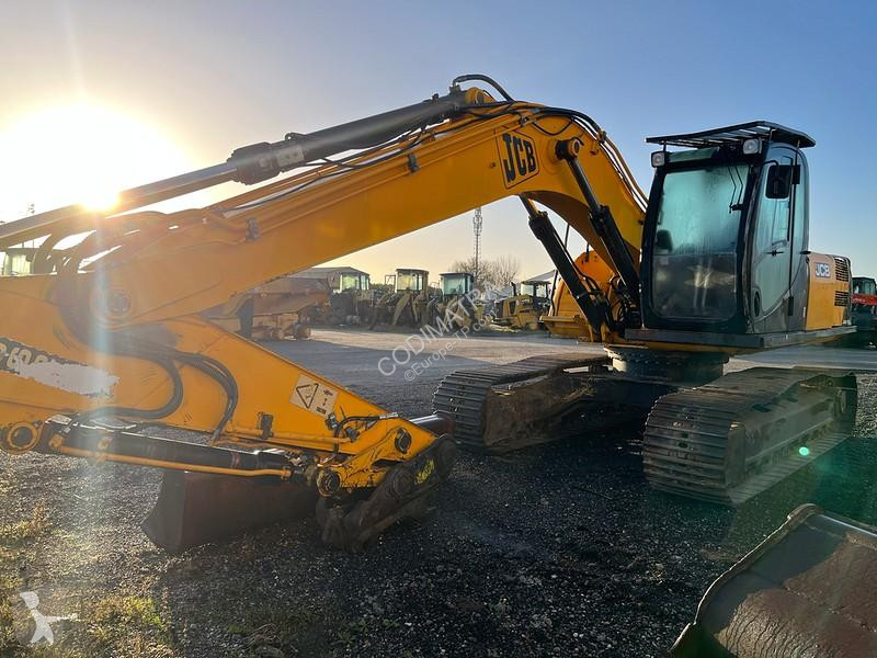 Escavadora JCB JS210
