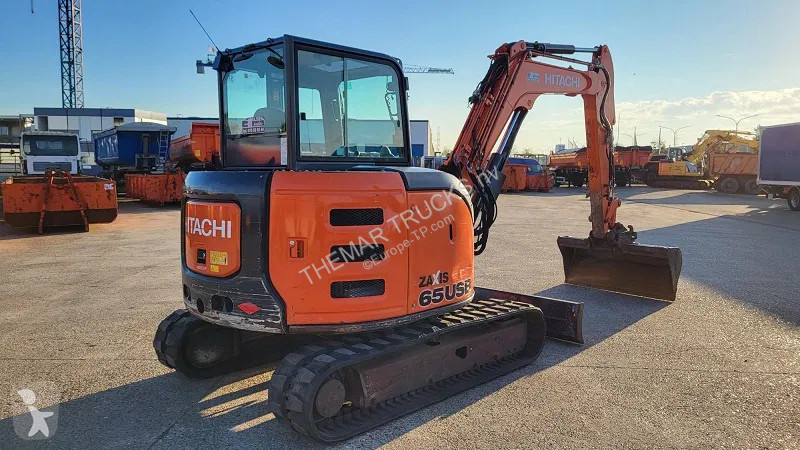 Lopatový nakládač Hitachi ZX65USB-5A CLR