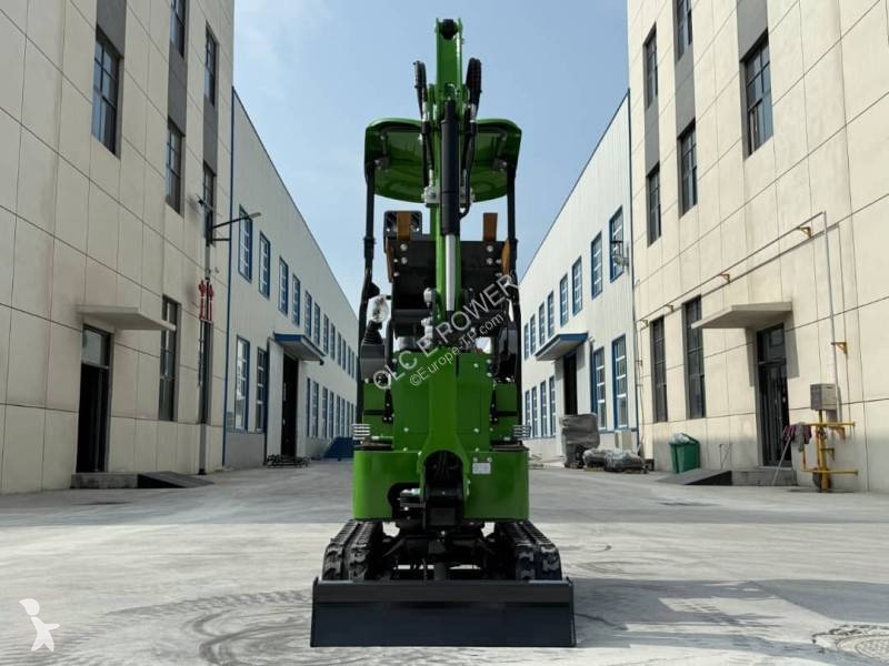 Lopatový nakládač CLC T 1100