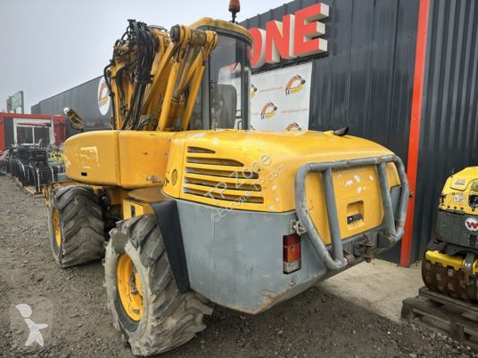Excavator Mecalac 12mxt à 14900 euros ht