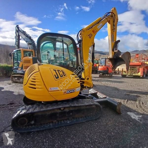 Escavatore JCB