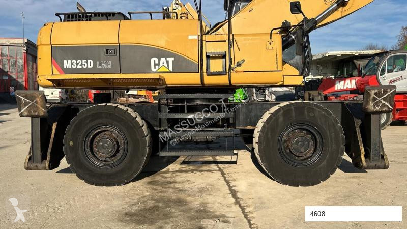 Escavatore Caterpillar D 4X4
