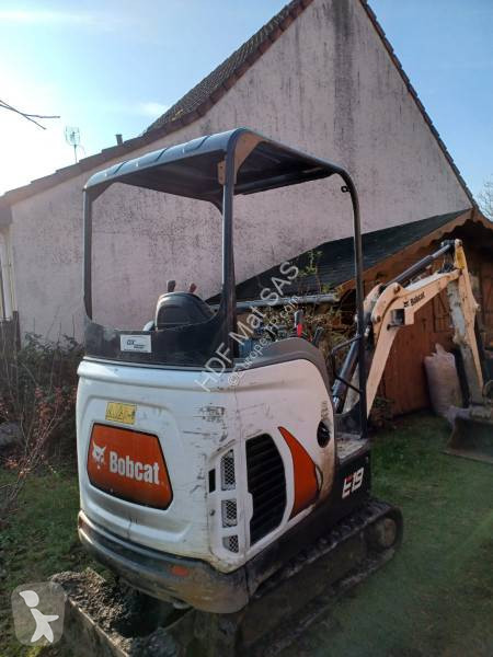 Escavadora Bobcat E19