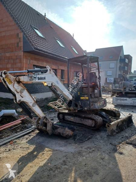 جرافة Bobcat E27Z