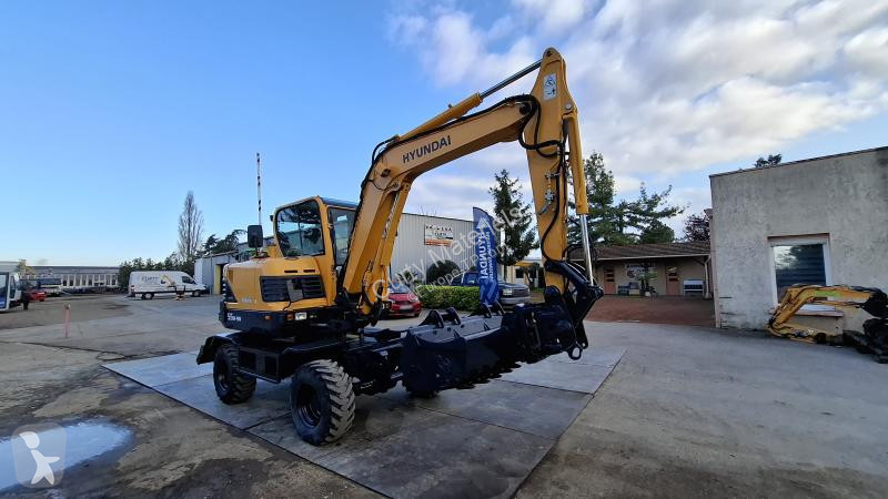 جرافة Hyundai R55W-9A