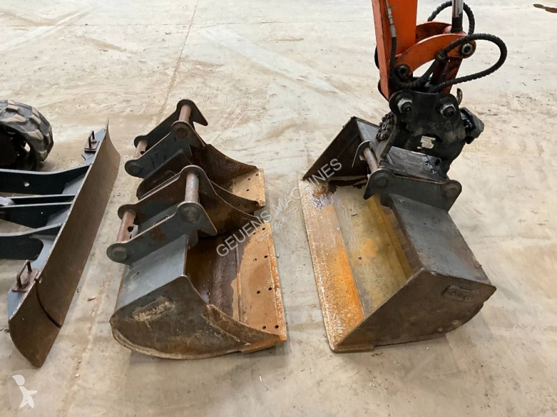 Excavator Hitachi ZX 19-6 powertilt