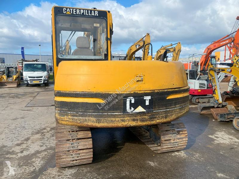 Excavadora Caterpillar NVT