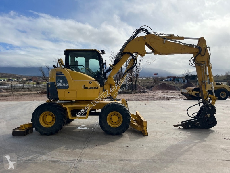 Excavator Komatsu MR-8